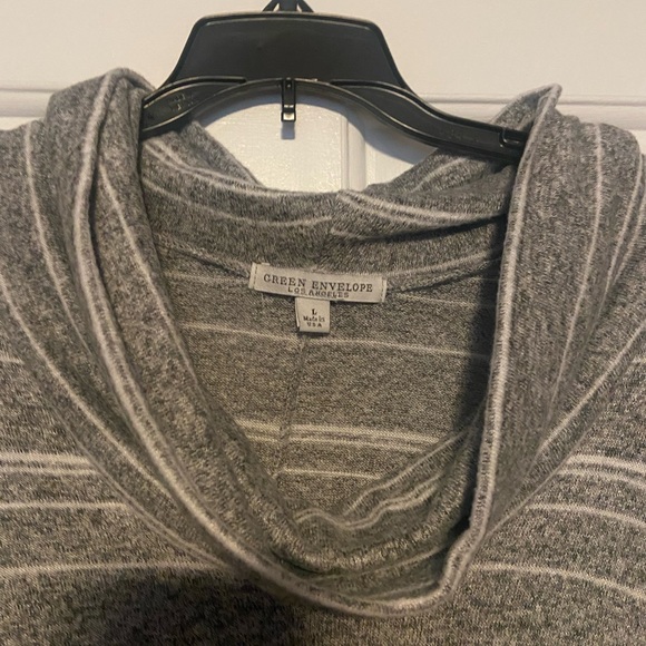 Grey striped sweater - Picture 3 of 3